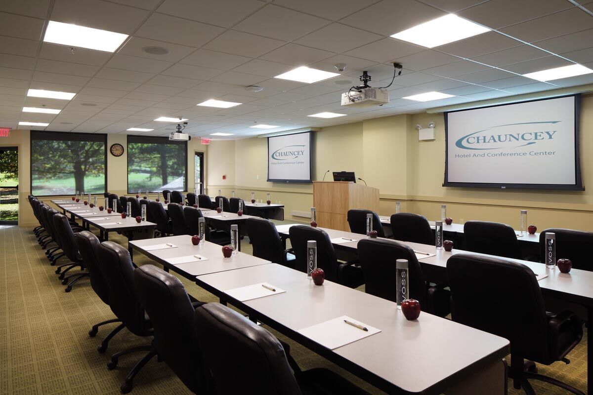 Chauncey Hotel & Conference Center Принстън Екстериор снимка